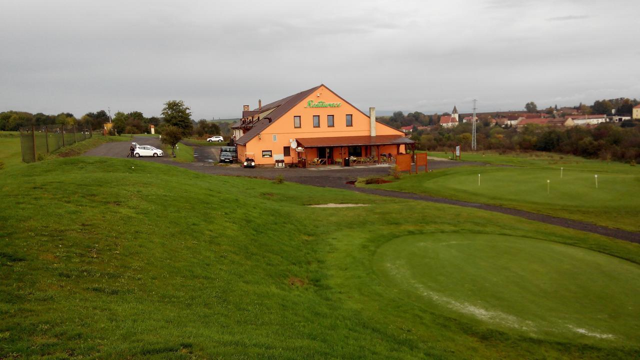 Hotel Golf Bitozeves Экстерьер фото